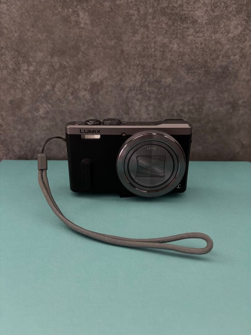 Panasonic LUMIX TZ60 デジタルカメラ