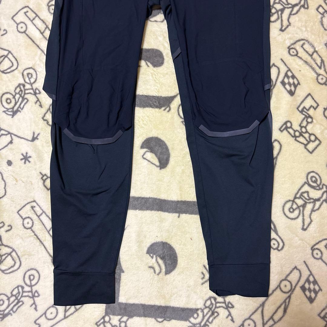 On Running Pants 価格23時に1万4000円に戻します