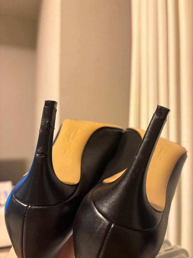 フェラガモ　パンプス