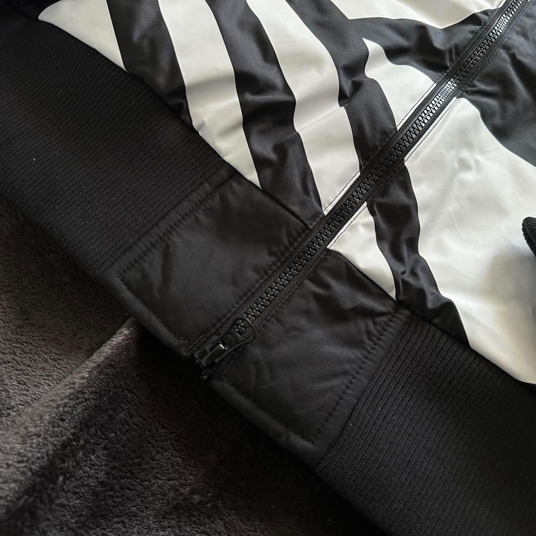 アディダスオリジナルス パデッドジャケット ボンバージャケット ボマー L