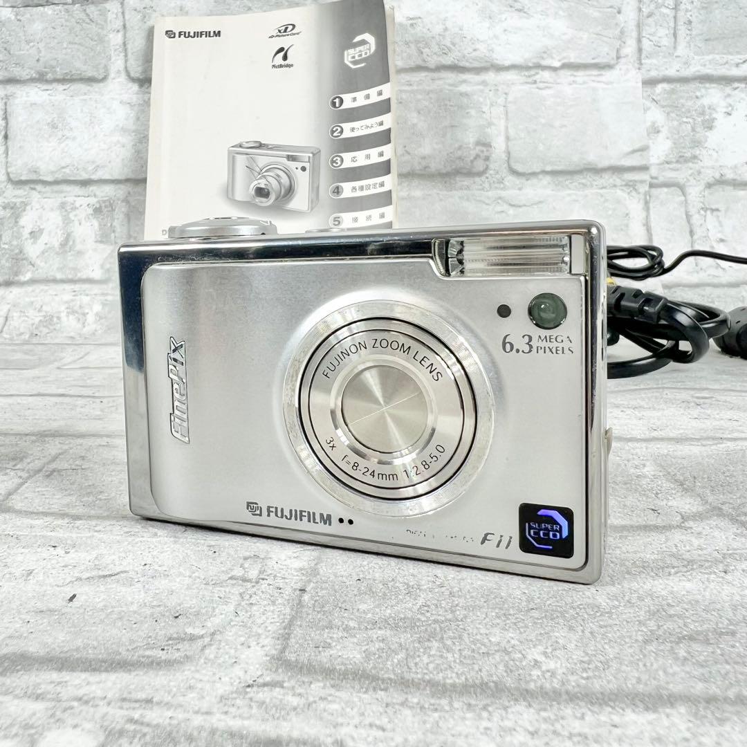 Fujifilm FinePix F11 コンパクトデジタルカメラ