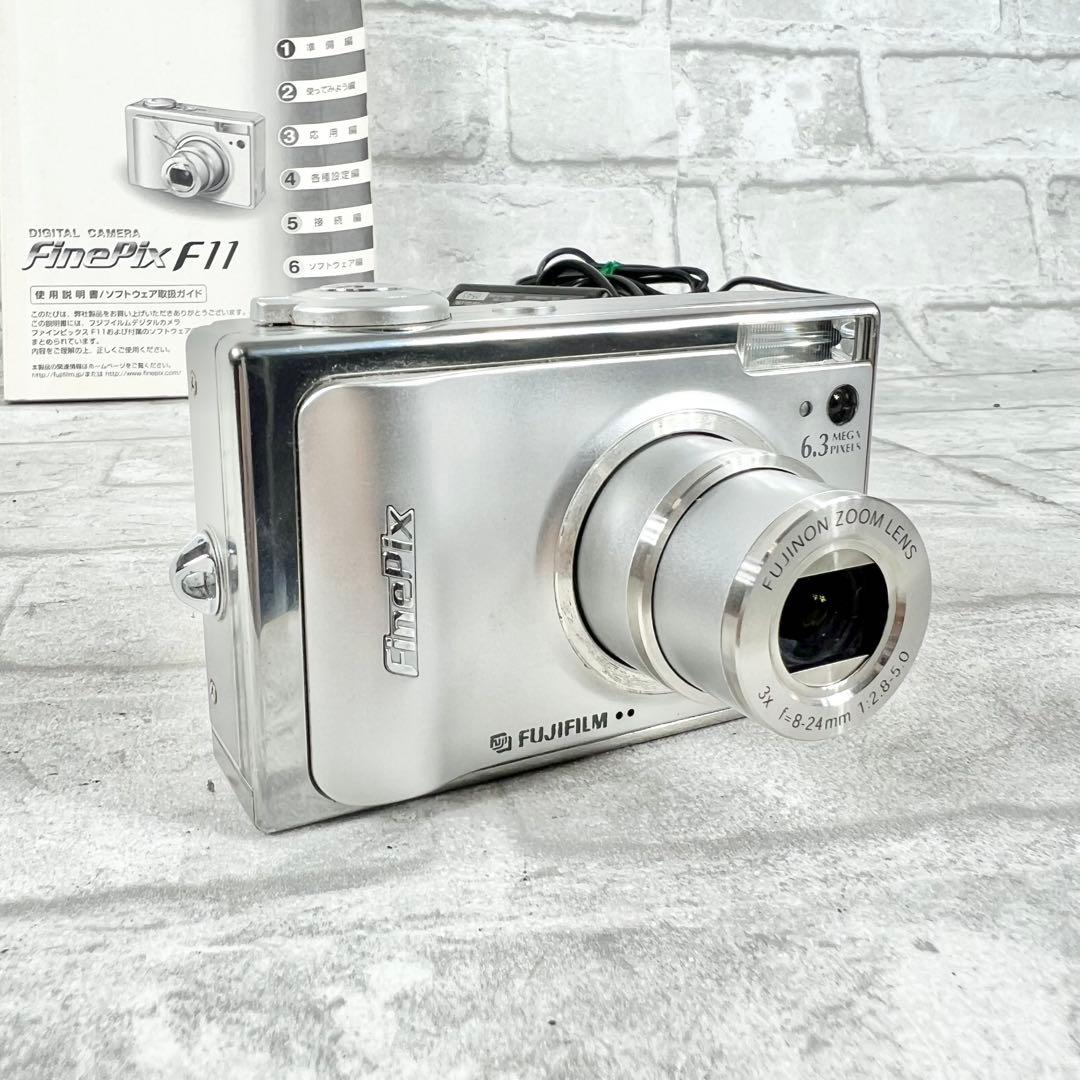 Fujifilm FinePix F11 コンパクトデジタルカメラ