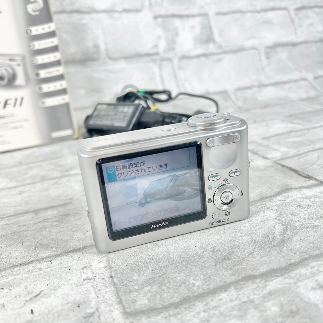Fujifilm FinePix F11 コンパクトデジタルカメラ