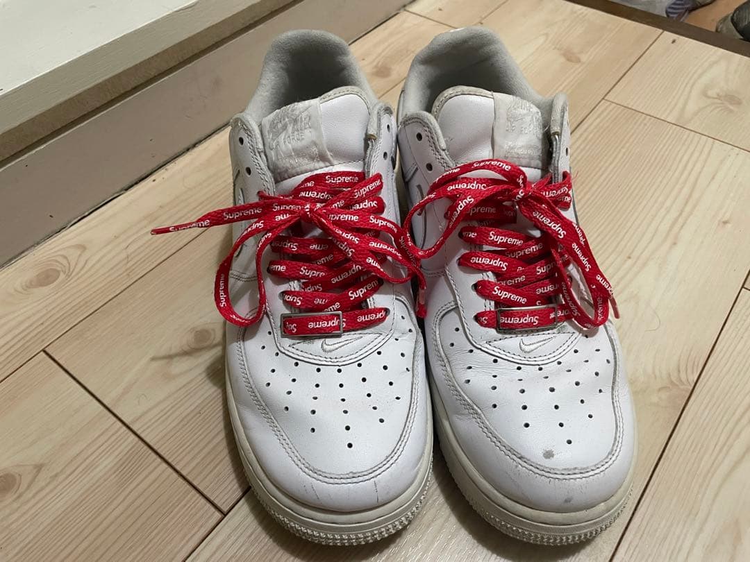ええごにNike Air Force 1 Supreme ホワイト