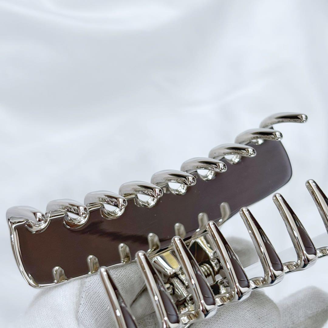 極美品　正規品✨　PRADA プラダ　ヘアクリップ　バレッタ　メタルクリップ