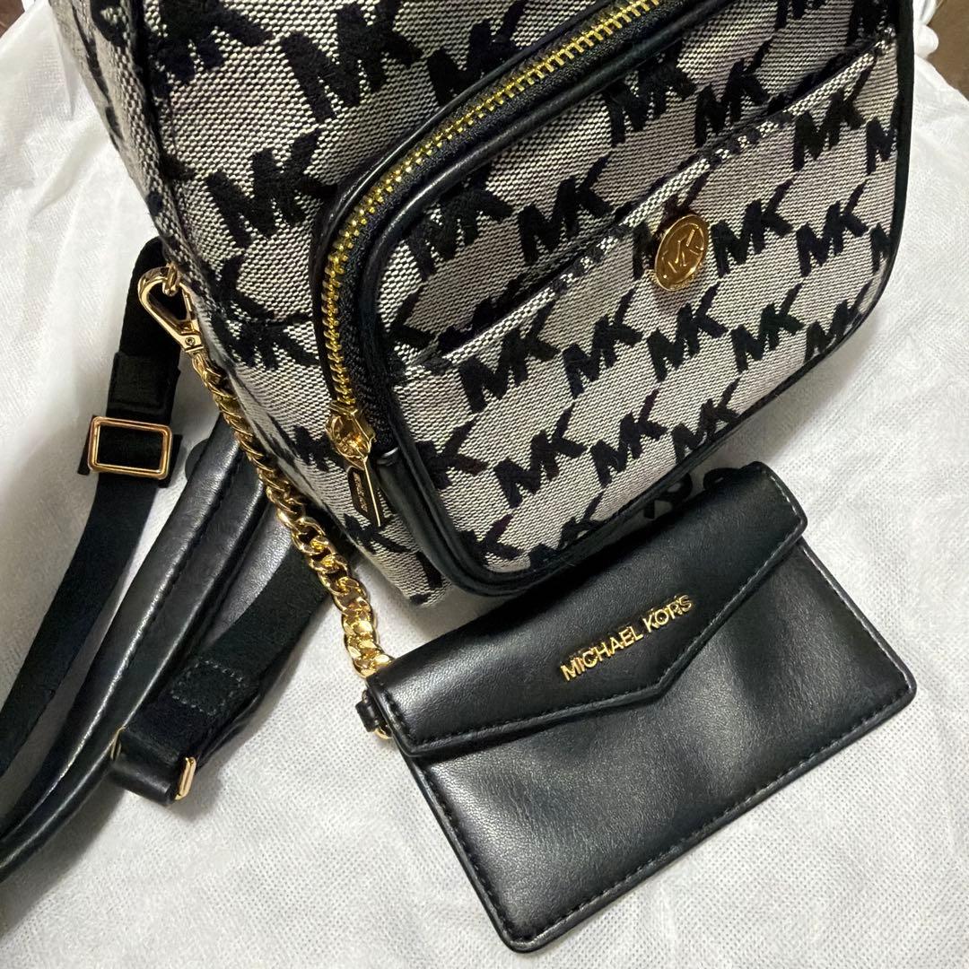MICHAELKORS　MAISIE 2IN1 バックパック エクストラスモール