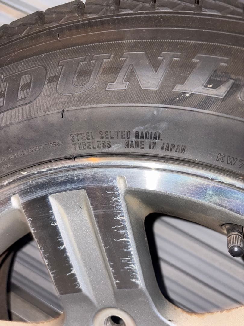 ジムニー用16インチ DUNLOP スタッドレスタイヤ ホイール 4本セット