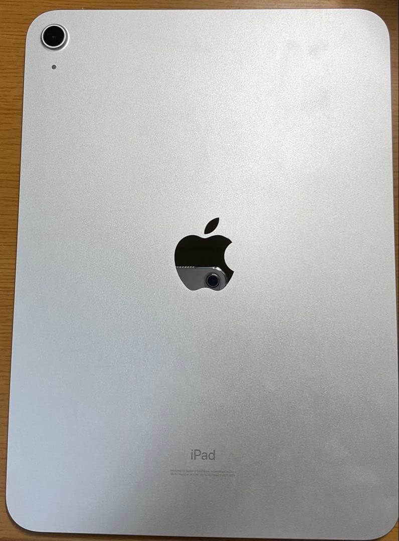 Apple iPad シルバー 本体 第10世代　64GB