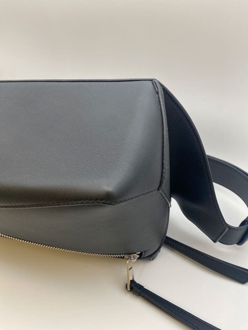 LOEWE パズル バムバック ブラック ボディバッグ