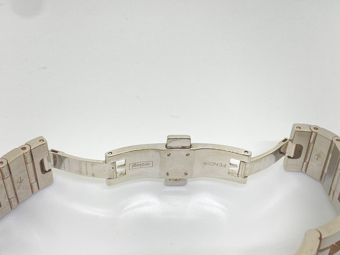 【保付・新品電池】フェンディ 6100L クアドロ ラウンド クォーツ シェル