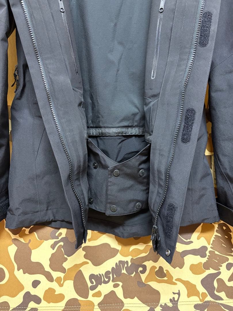 ノースフェイス　ゴアテックスマウンテンジャケット　xs ブラック