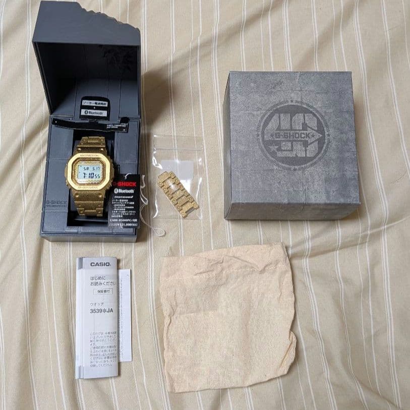 ビ*ジ様 CASIO【極美品】G-SHOCK　GMW-B5000PG-9JR