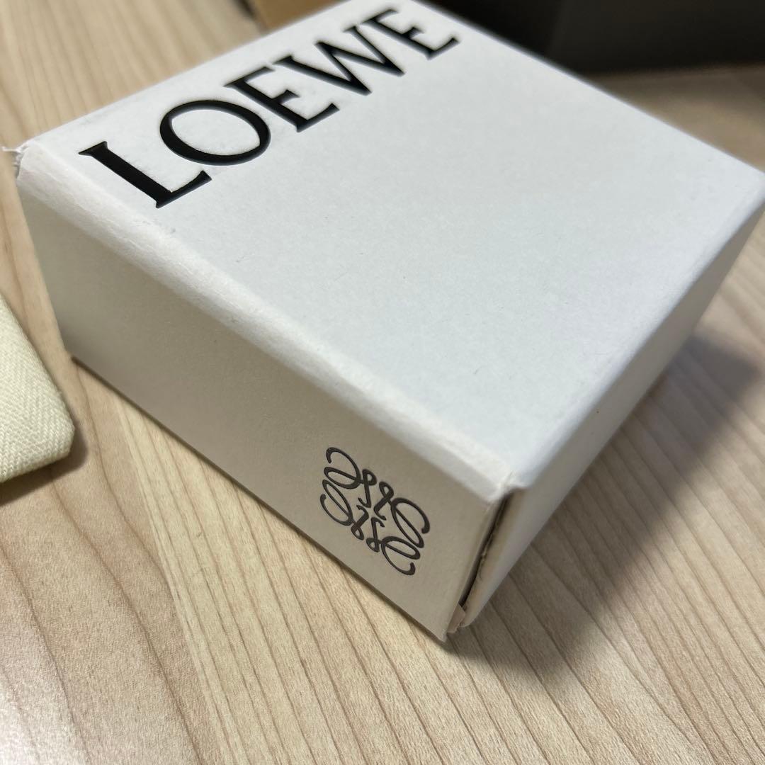 【正規品】LOEWE ロエベ ブローチ ゴールド【ギャランティカード付き】