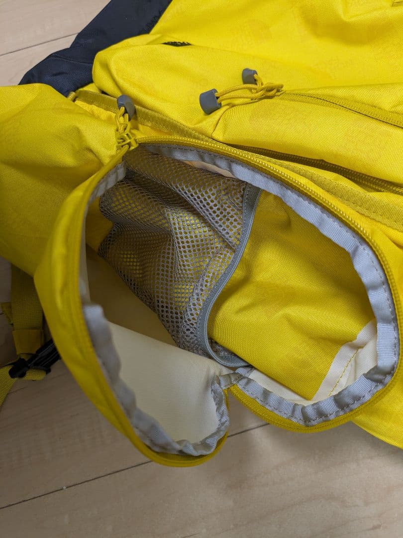 ノースフェイス　ジュニアアウトドアバックパック サニーキャンパー40＋6黄色
