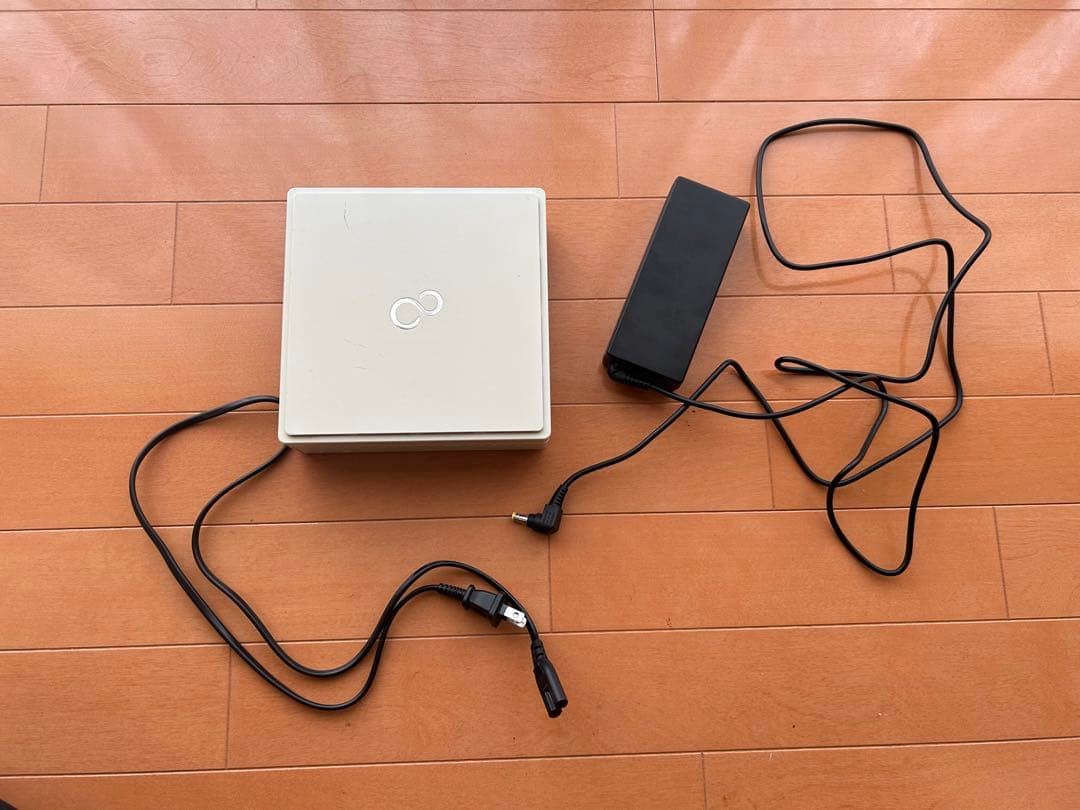 富士通 Fujitsu ESPRIMO B532/G ミニPC