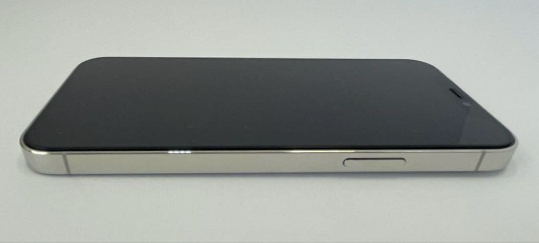 iPhone 12 Pro 256GBシルバー 美品 動作良好バッテリー100%