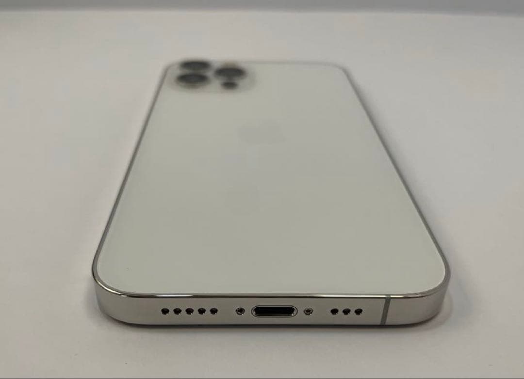 iPhone 12 Pro 256GBシルバー 美品 動作良好バッテリー100%