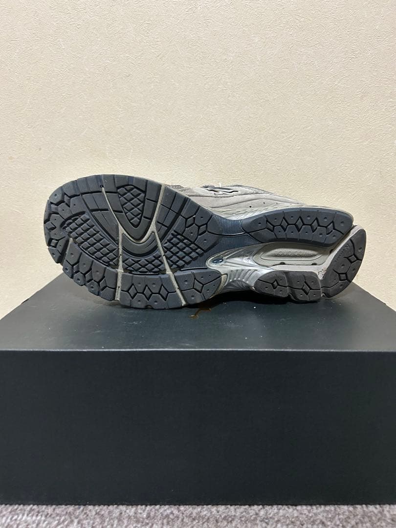 New Balance グレー スニーカー 2002R 27cm