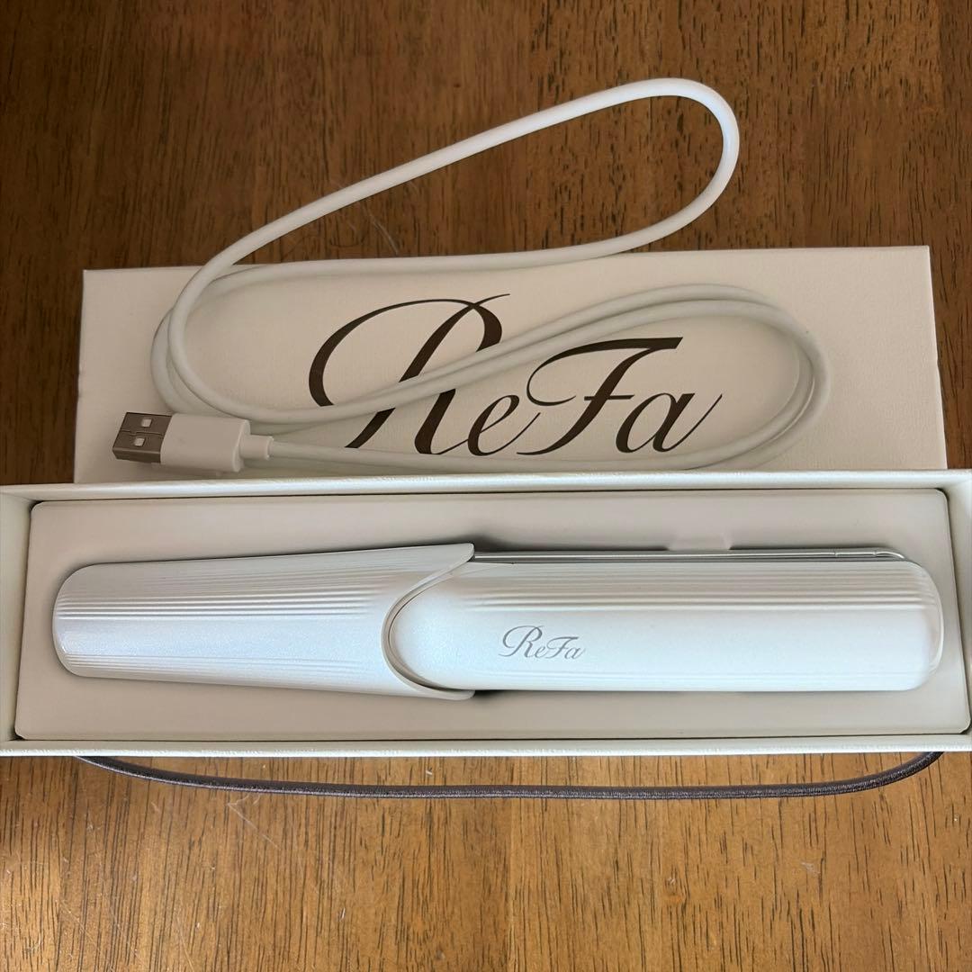 リファストレートヘアアイロン ホワイト