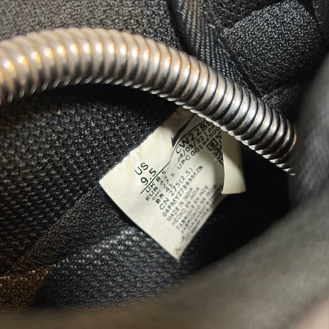 【極美品】 NIKE エアフォース1 07 ブラック 27.5㎝