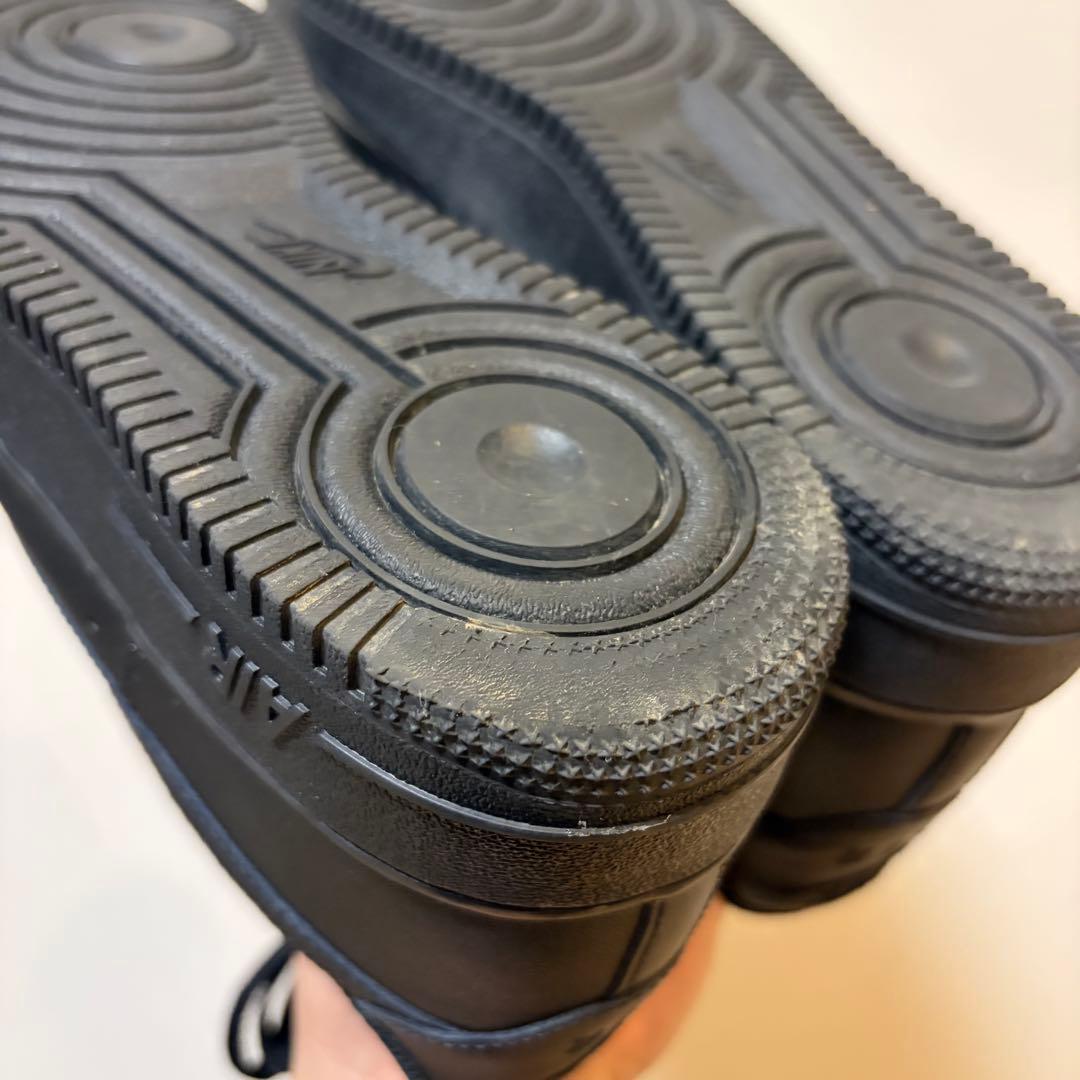 【極美品】 NIKE エアフォース1 07 ブラック 27.5㎝