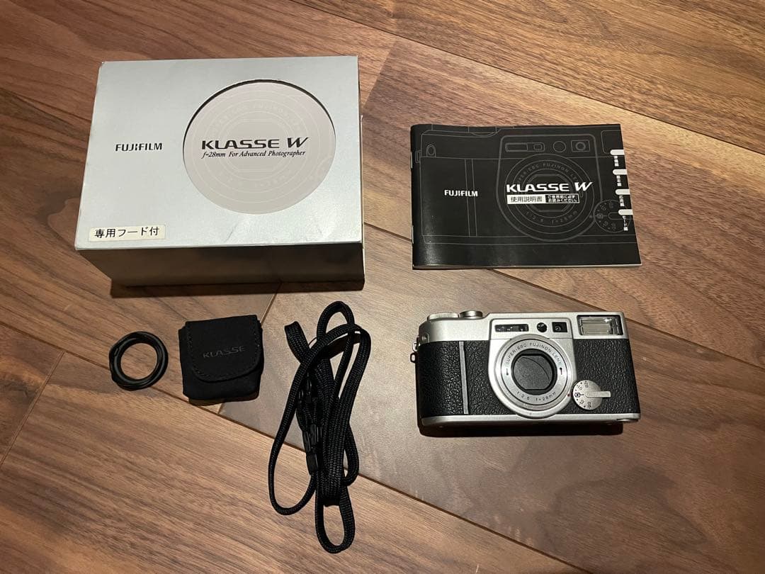 FUJIFILM KLASSE W シルバー　コンパクトフィルムカメラ