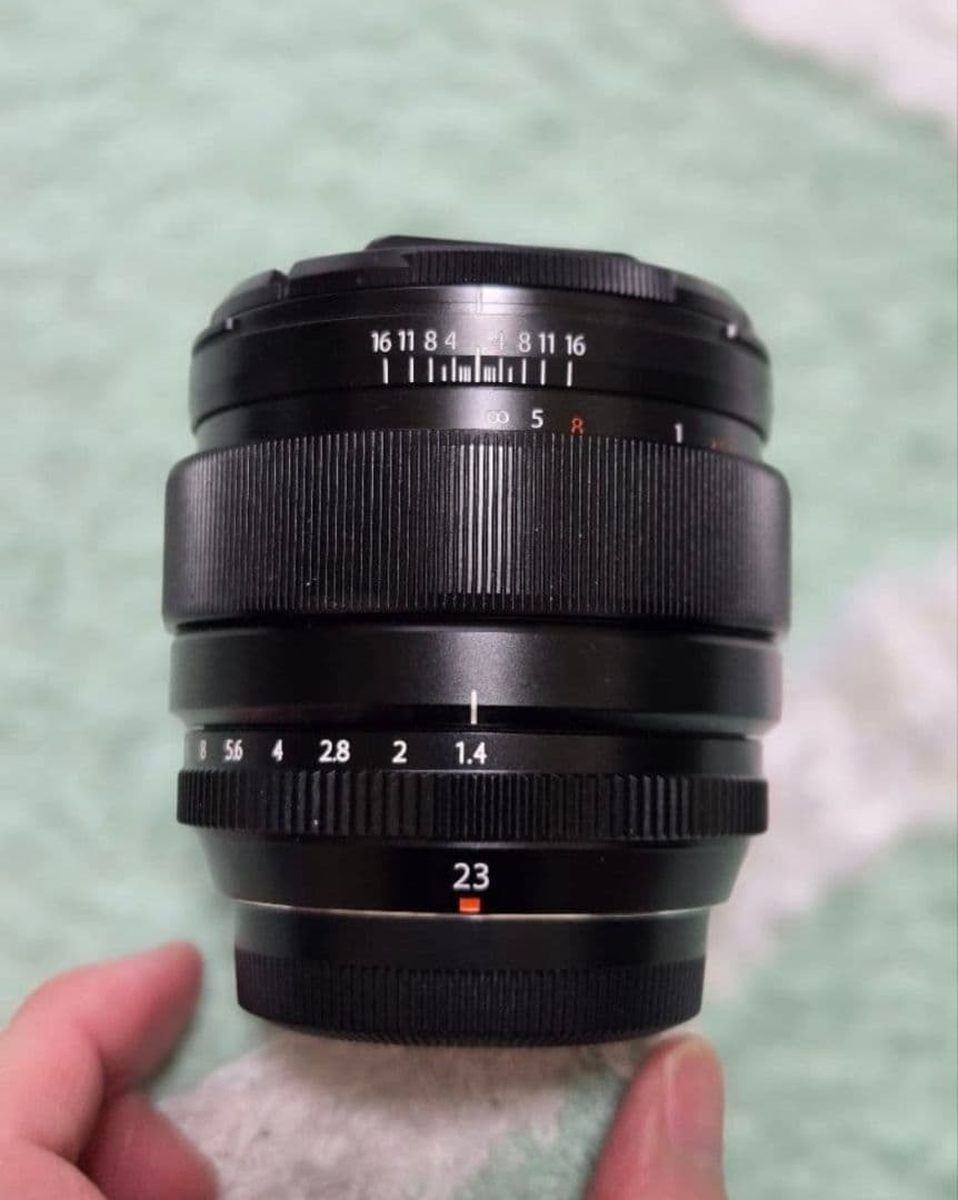 FUJIFILM 23mm F1.4 R 本体のみ フード付き