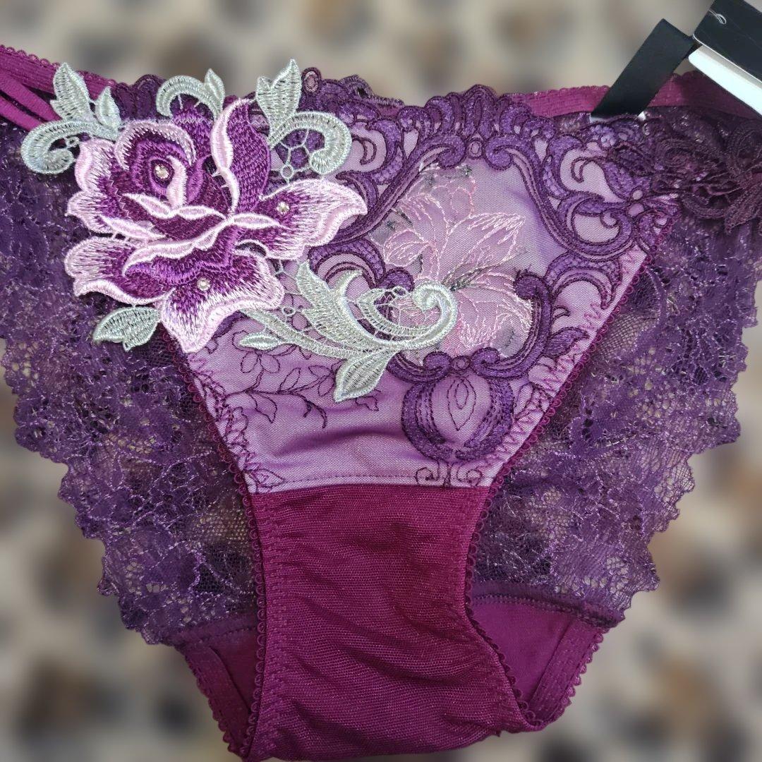 サルート　C65花柄刺繍ブラジャーショーツセット 紫系
