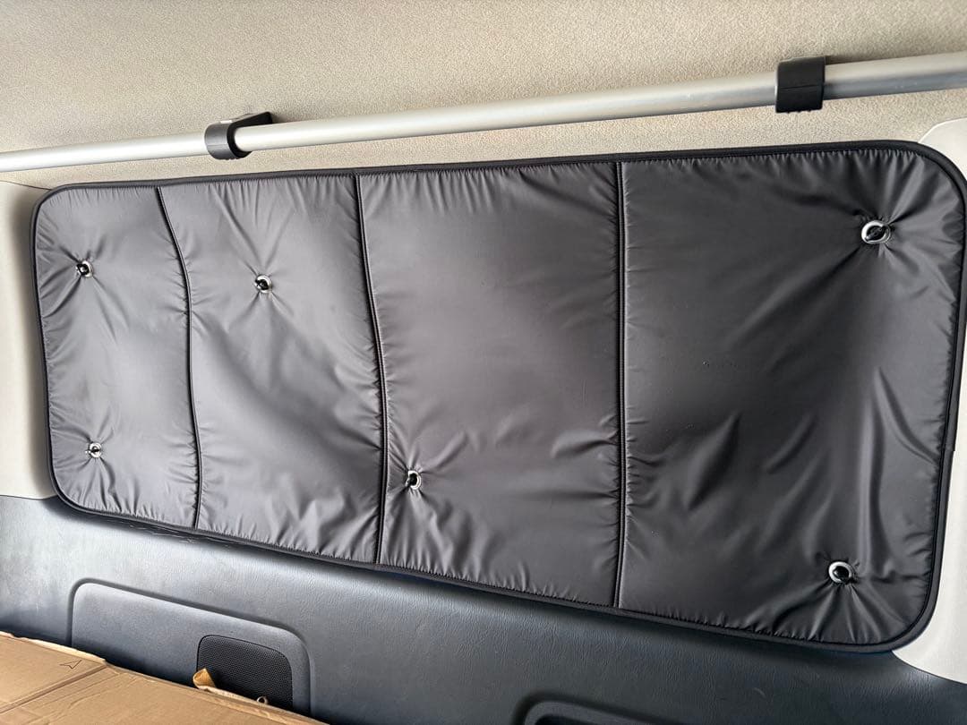 趣味職人 ハイエースサンシェード リア5枚セット スライド左右＋リア 車中泊遮光