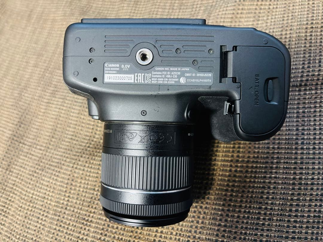 Canon EOS 80D EF-S18〜55mm1:4−5.6 IS STM①