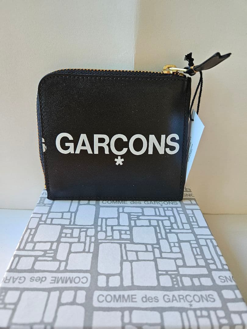 COMME des GARCONS　ケース