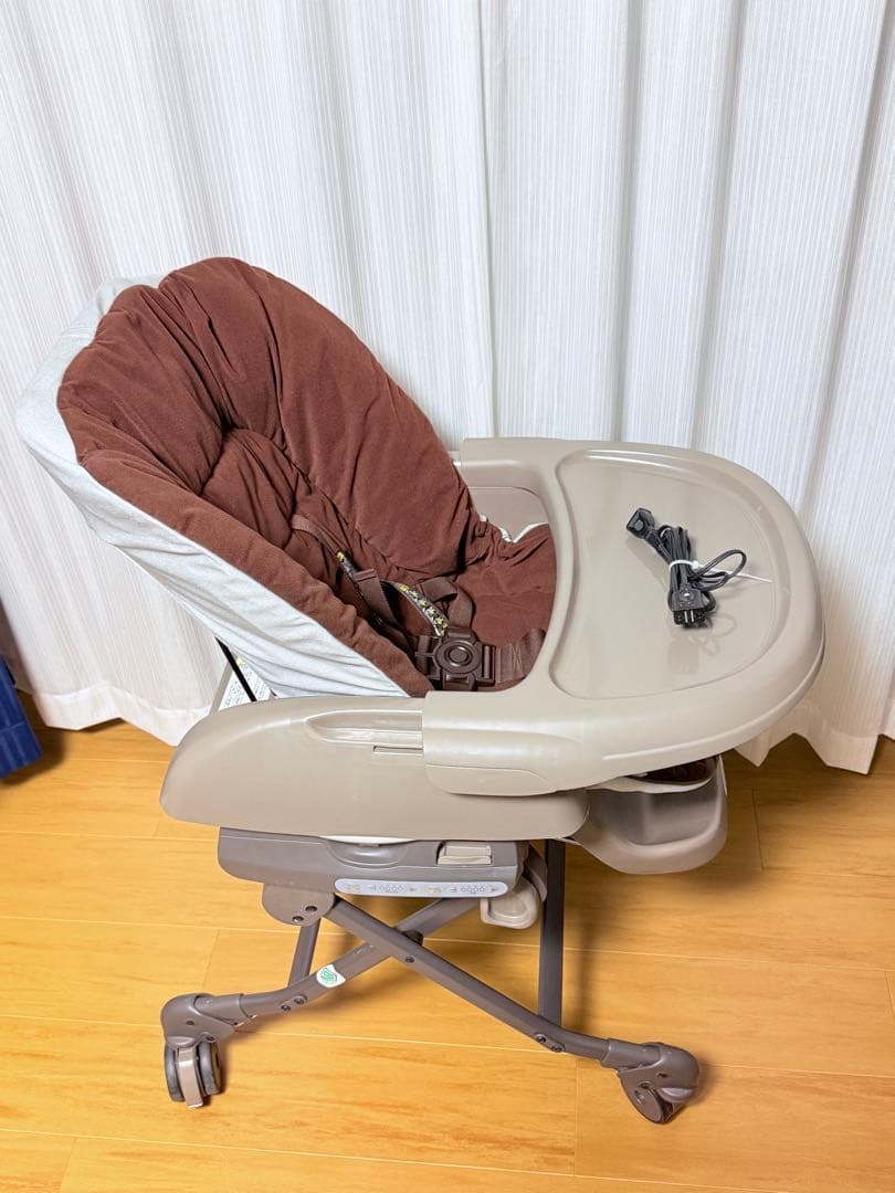 【美品】 combi コンビ ネムリラ AT オートスウィング ハイローチェ