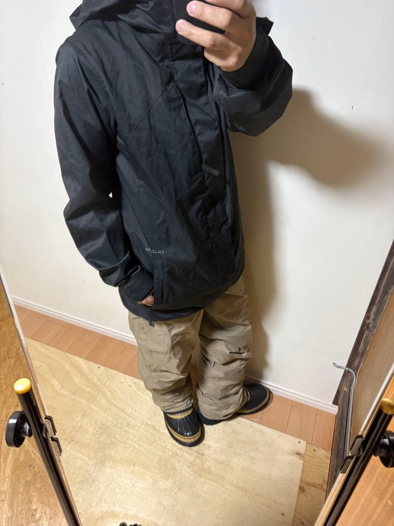 VOLCOM ウェア スノーボード VOLCOM ジャケット スノボウェア 雪山