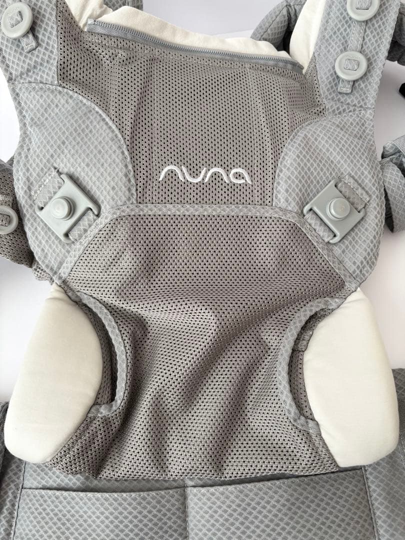 nuna ヌナ ベビーキャリアカドル cudl グレー 抱っこ紐