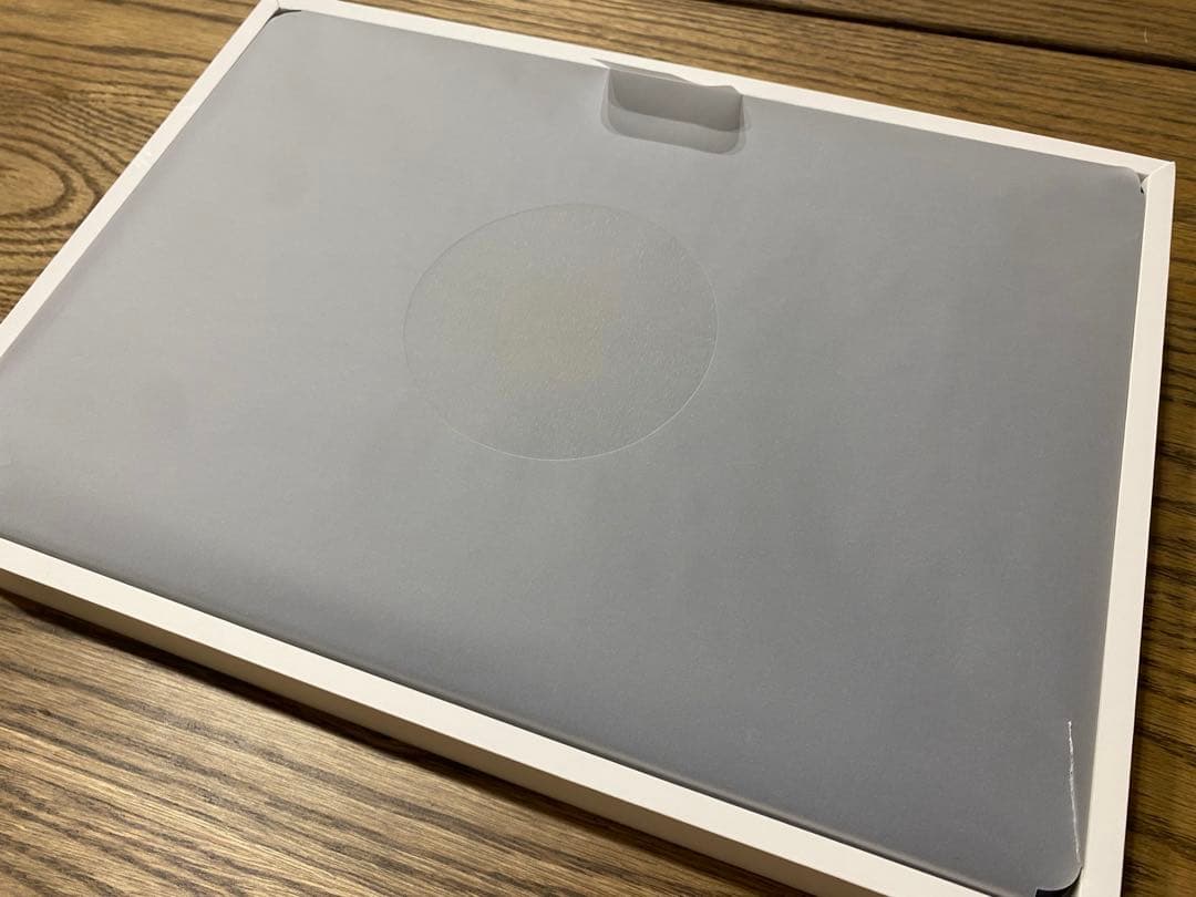 MacBook Air M2 8GB 13.6インチ　ミッドナイト