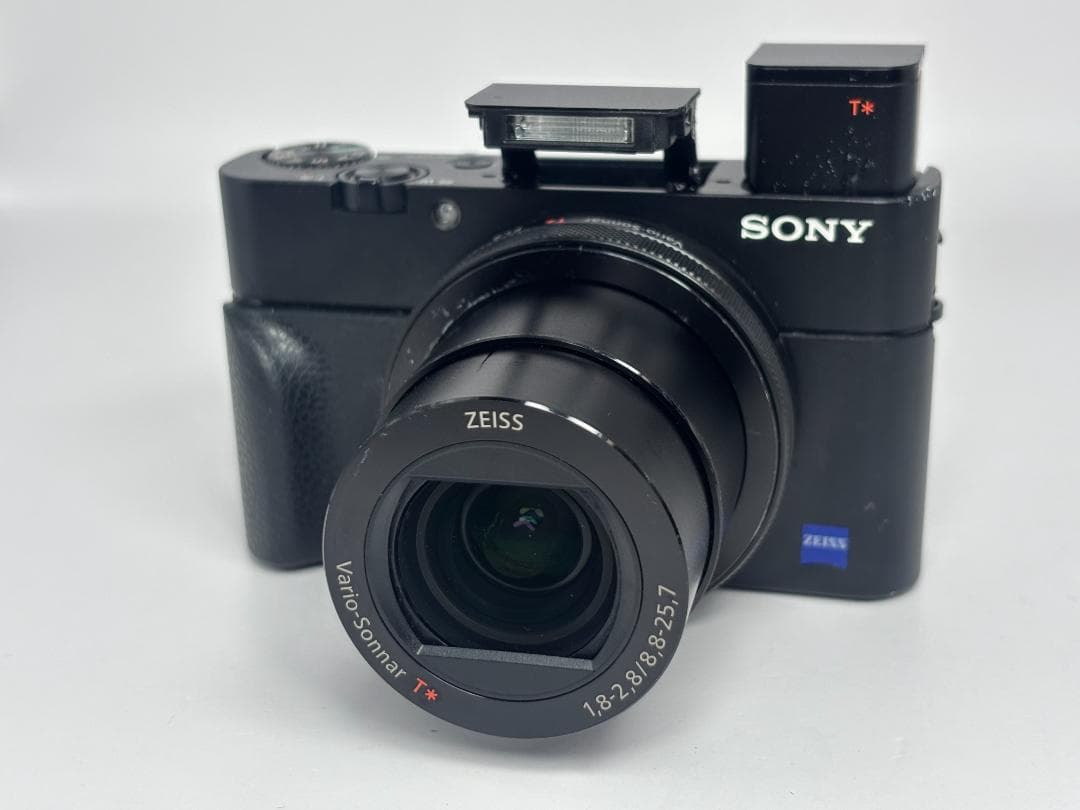 デジタルカメラ Sony Cyber-Shot DSC-RX100M5