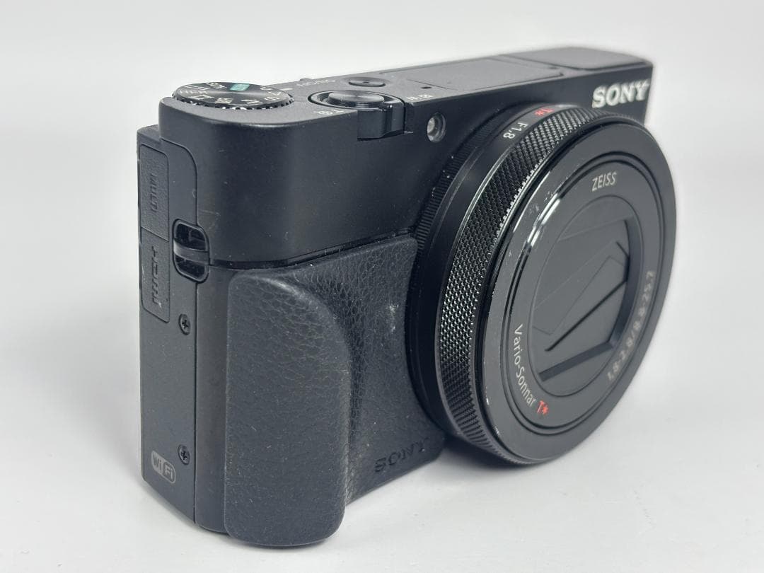 デジタルカメラ Sony Cyber-Shot DSC-RX100M5