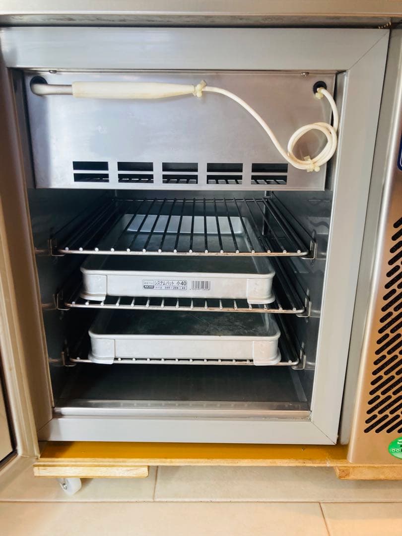 卓上型ブラストチラー　急速冷凍庫100V服部工業 BF030AG 2022年製