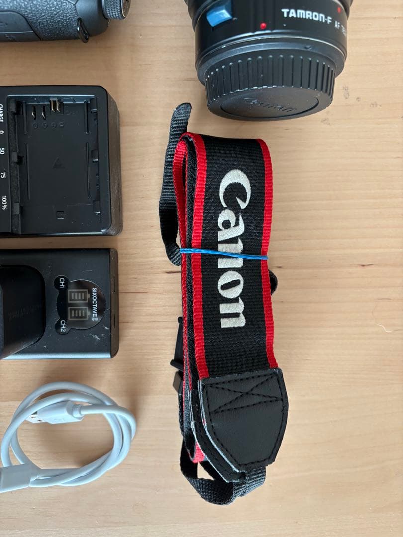 ☆美品☆ Canon 6D フルサイズ　レンズ2本セットバッテリークリップ付き！