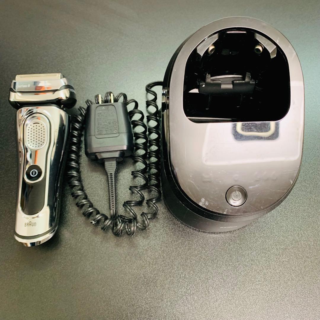 BRAUN Series 9 9295cc 電気シェーバー 充電スタンド付き