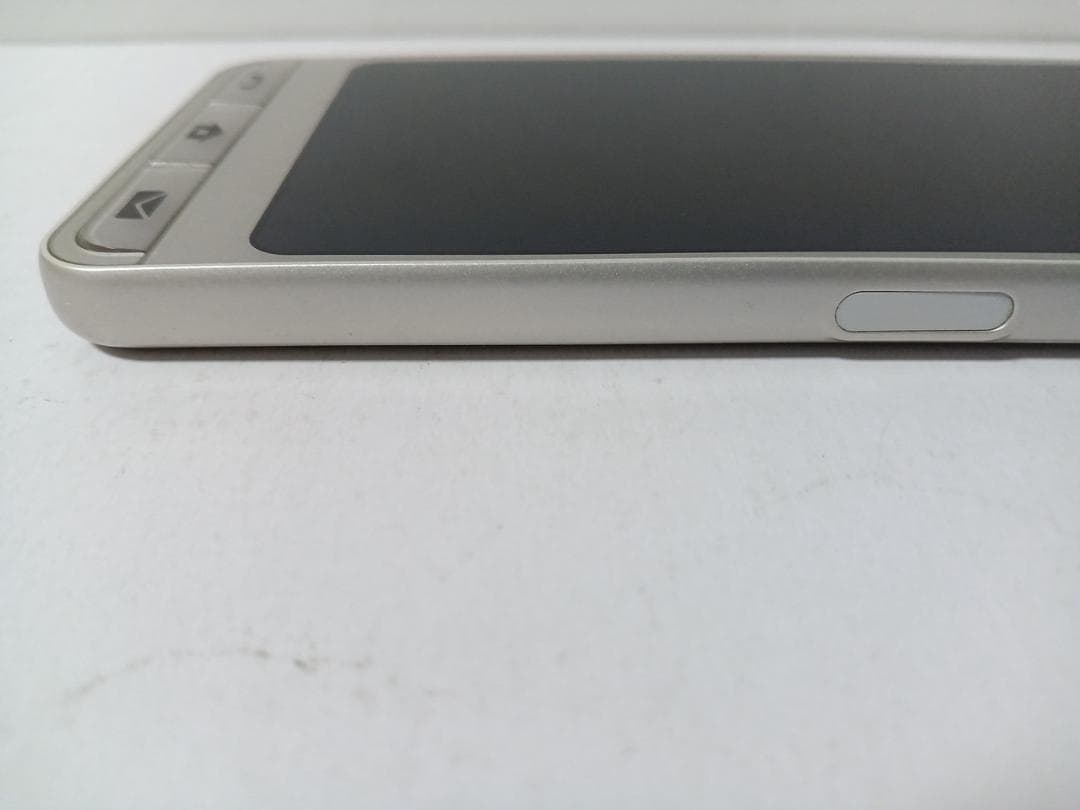 ☆ SoftBank シンプルスマホ6 A201SH シャンパンゴールド