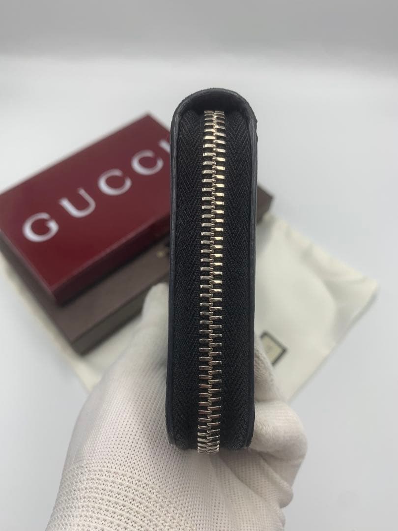 超人気✨美品✨グッチ ジッピーウォレット シマレザー シェリーライン P55