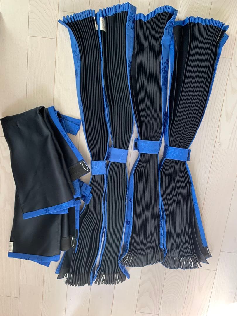 トラック　薔薇、遮光カーテン！ブルー！仮眠、センター、リア3点セット美品！！