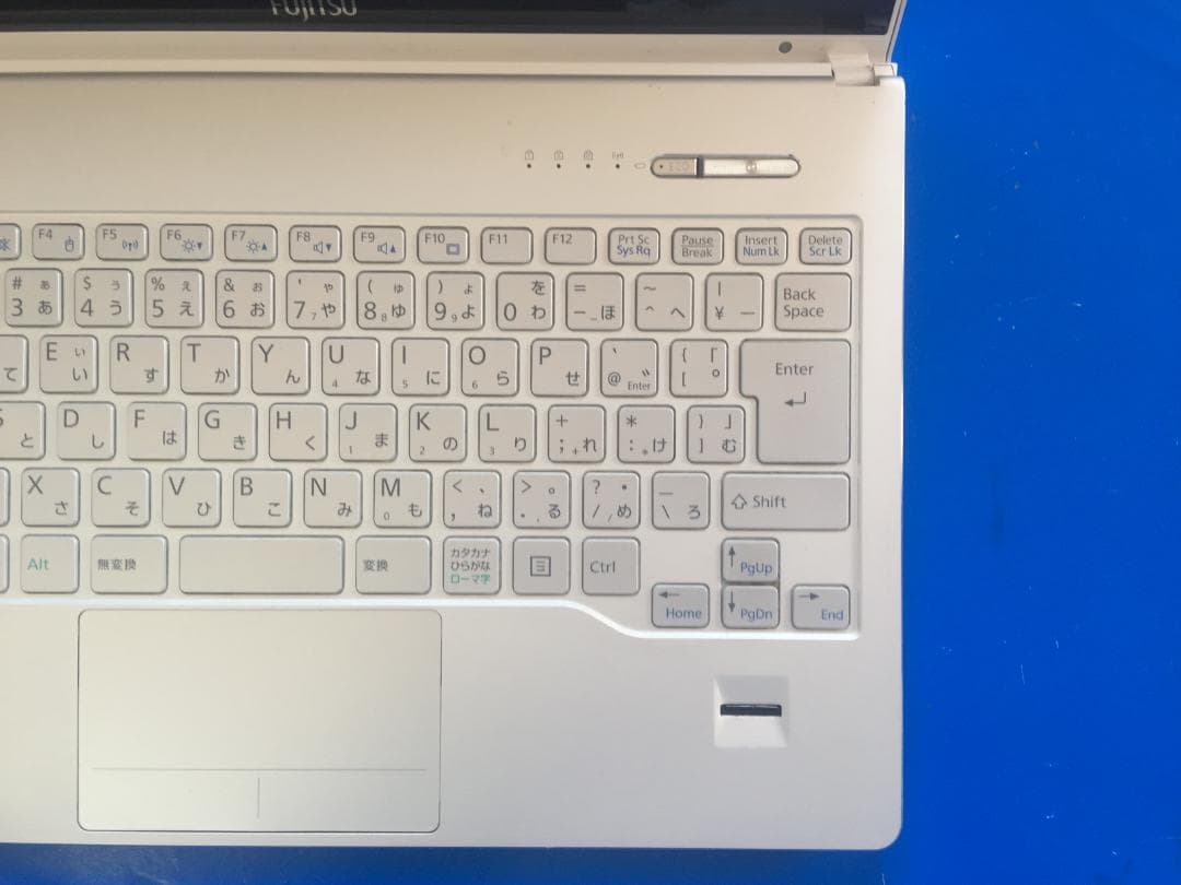 富士通 SH90/M 13.3型液晶/Office2024/Win11