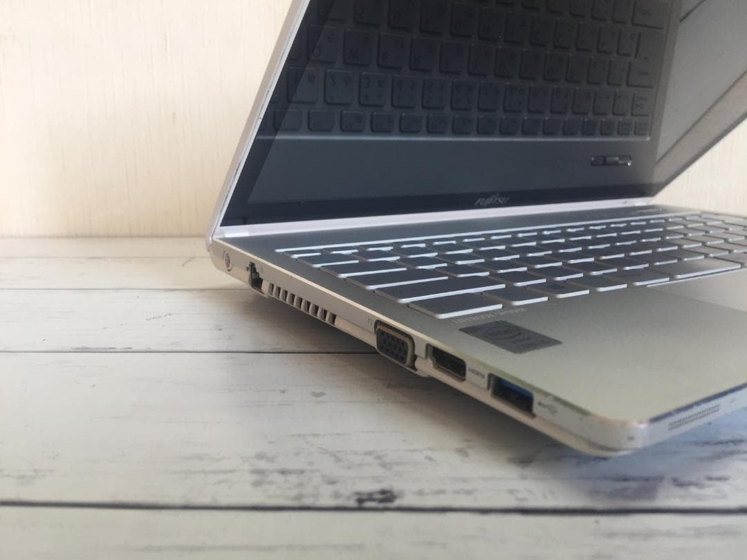 富士通 SH90/M 13.3型液晶/Office2024/Win11