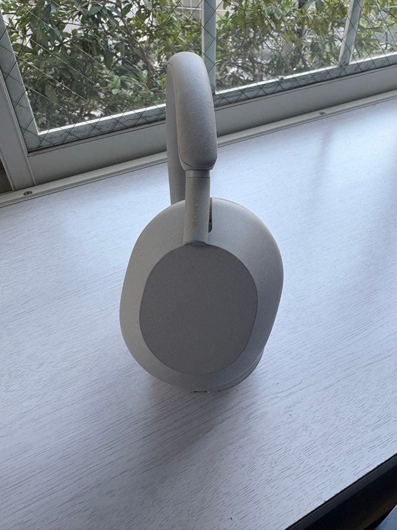 WH-1000XM5 プラチナ 本体のみ 値下げ可