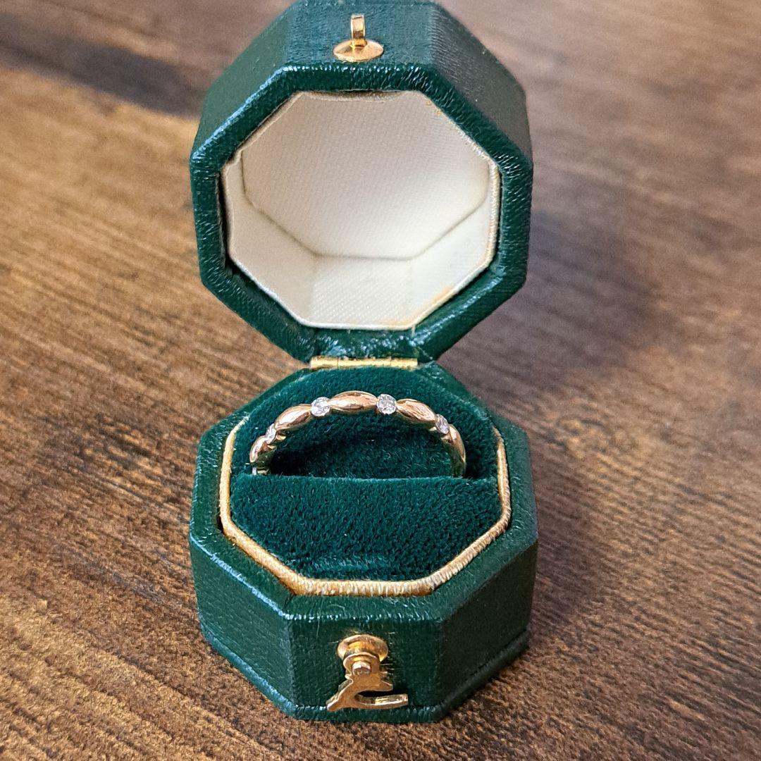 アズ。ダイヤモンドオーバルカット18kイエローゴールドリング