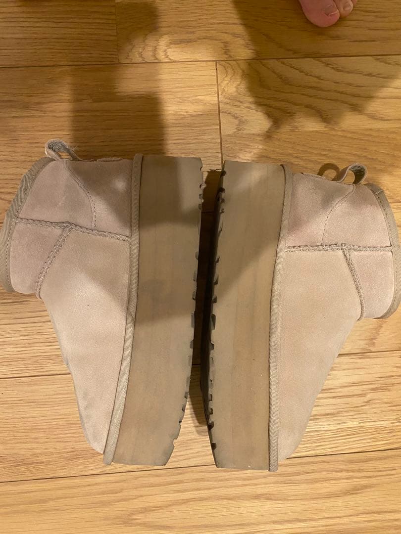 あ*ほ様 UGG 厚底ムートンブーツ