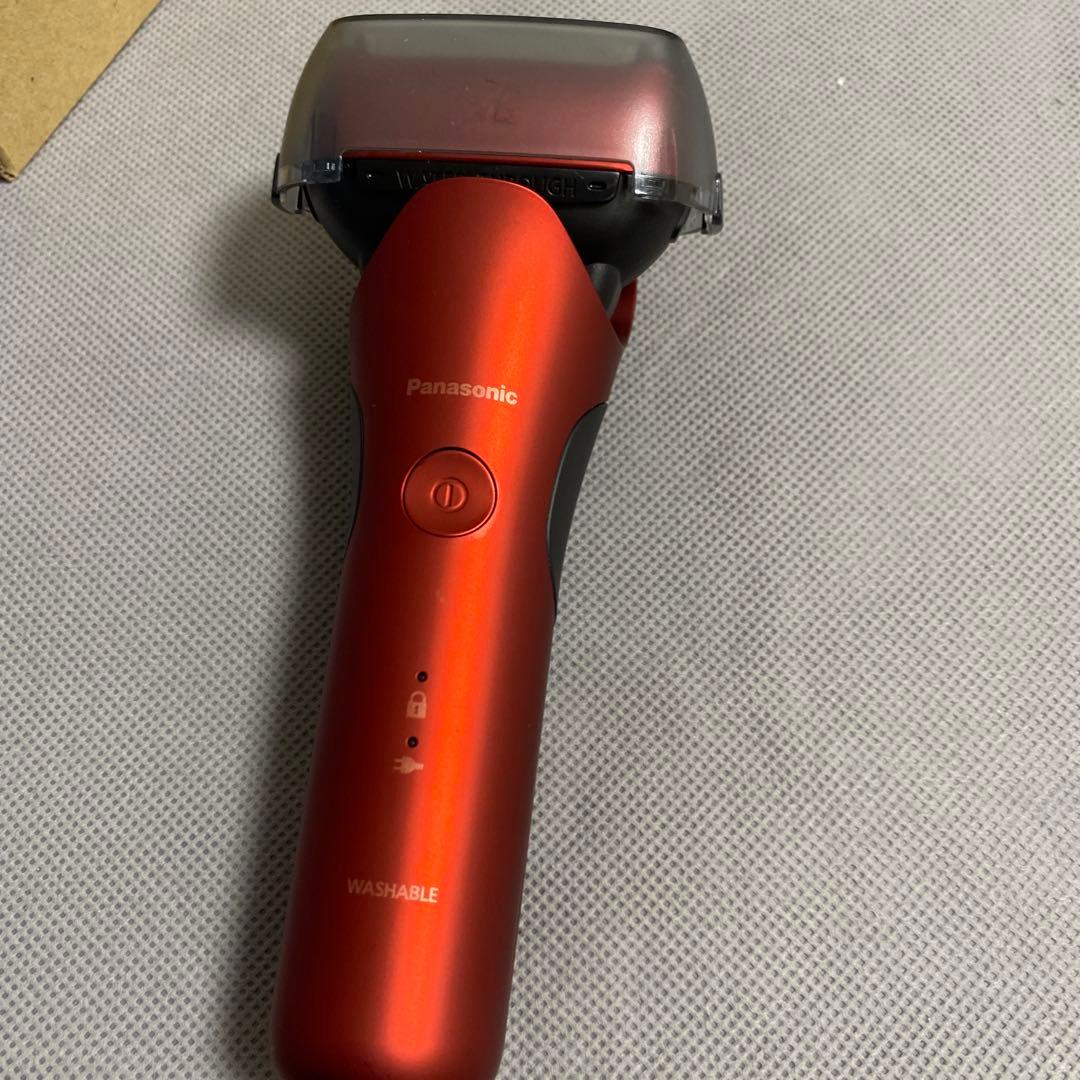 パナソニック メンズシェーバー ラムダッシュ 3枚刃 充ES-LT4Q-R