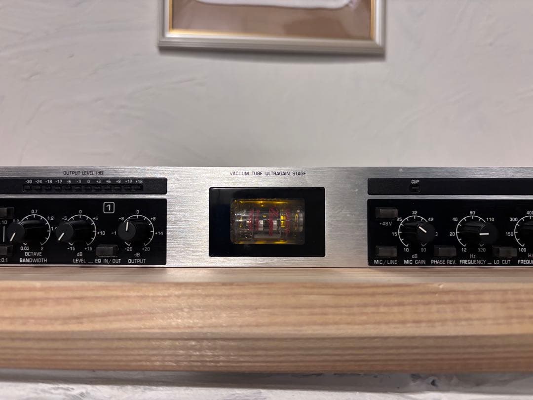 MIC2200 ステレオ 真空管マイクプリアンプ